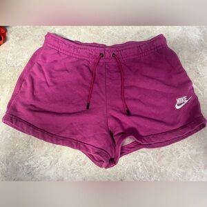 🌸Nike Fuchsia Sports Shorts🌸
